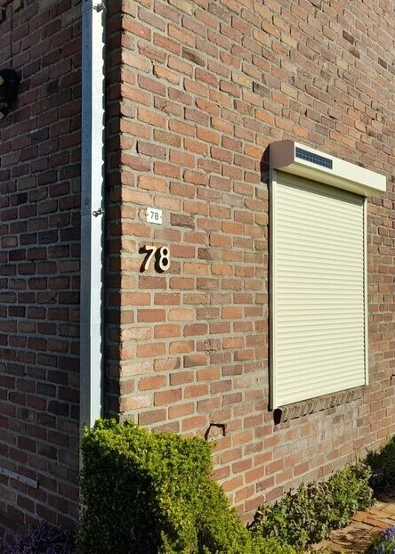 voorzetrolluiken_03 voorzetrolluiken_03