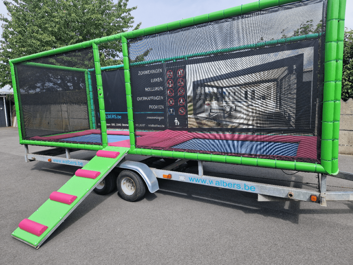 Trampoline